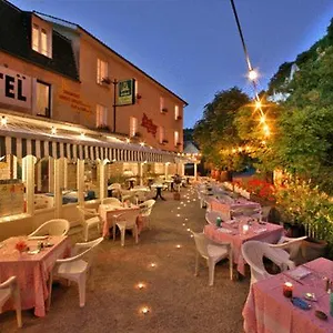 Hotel Domaine De, Lacave (Lot)